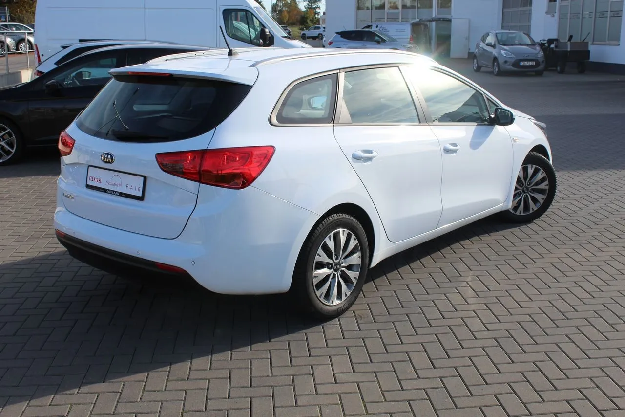 Kia Ceed SW 1.6 GDI Sitzheizung...  Image 4