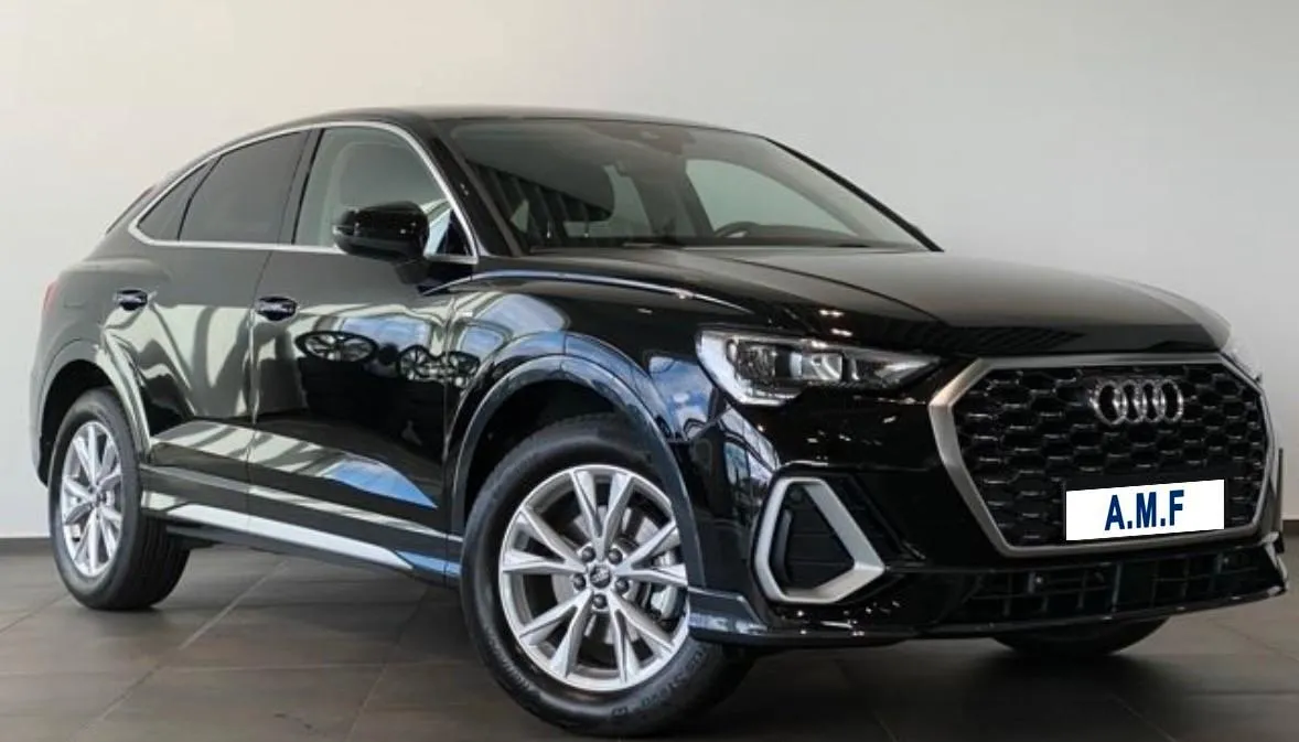 AUDI Q3 35 TFSI S line edition Image 3